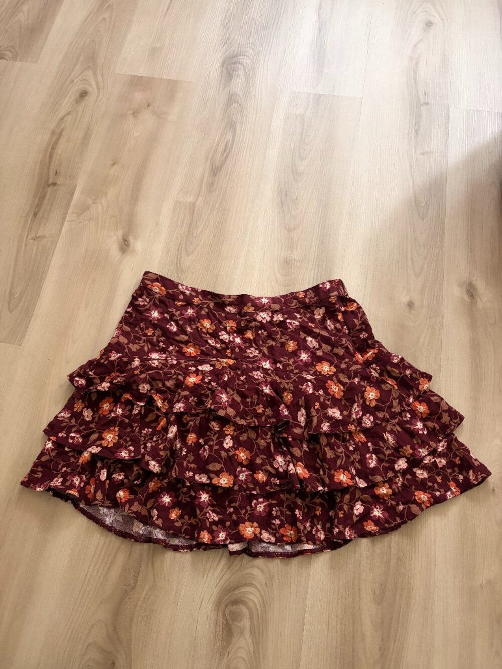 American Eagle Maroon Autumn Floral Skirt